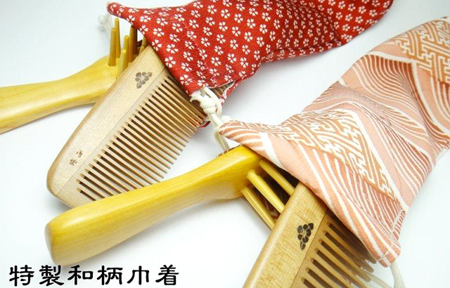 巾着付きだから持ち運びやすくて、いつでも使える