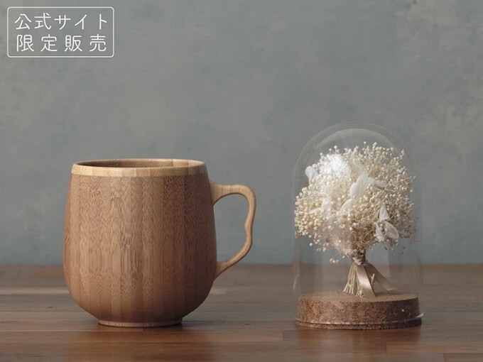 面白いオーダーメイドプレゼントでおすすめのフラワーギフトとカフェオレマグセット