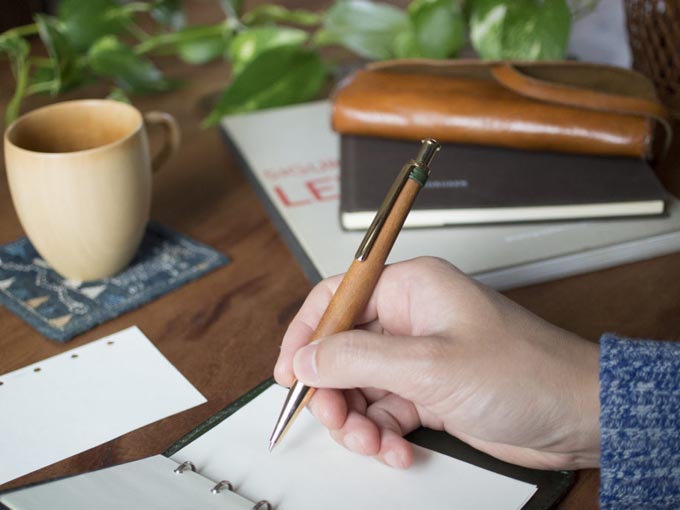 桜の木のボールペン