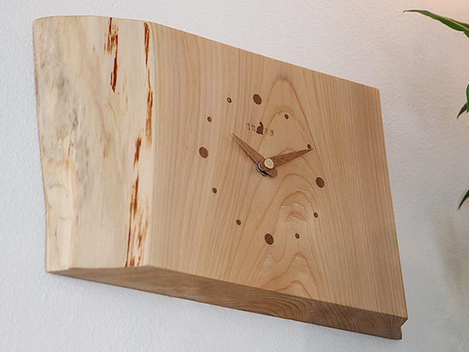 木の香の時計　木理（もくり）