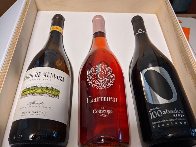 白、ロゼ、赤ワイン3本セット　ギフト用化粧木箱入り