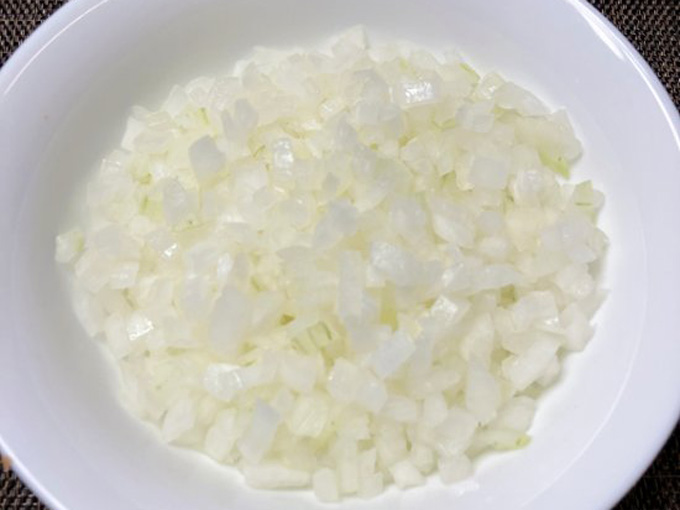 料理の時短ができる冷凍たまねぎみじん切り