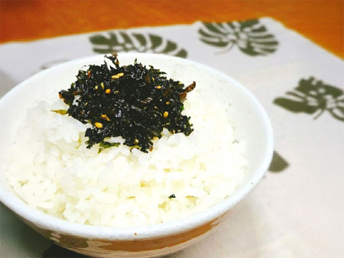 下関でとれた良質なわかめを使った佃煮