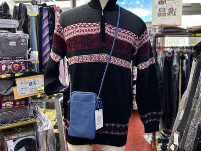 ちょっとしたお出掛けをオシャレに♪ スマホショルダー ブルー