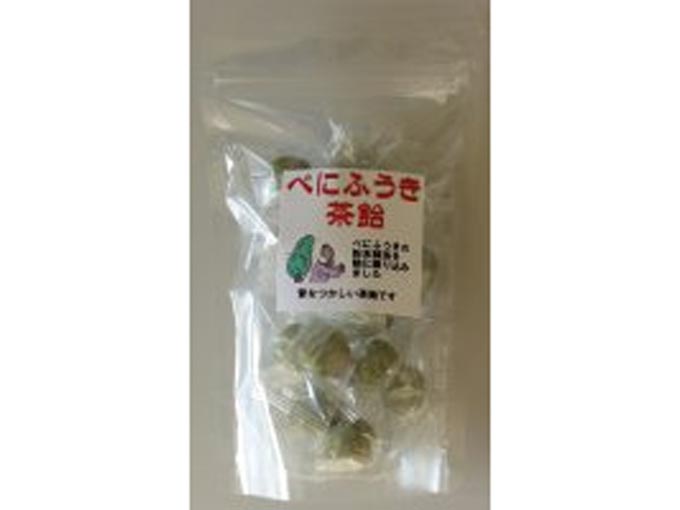 濃厚な茶の風味が感じられる飴