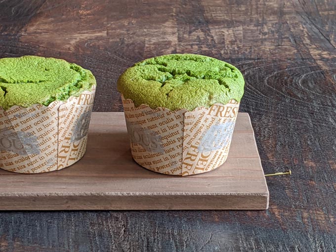 福岡県八女市星野村産の抹茶と米粉を使用したシフォンケーキ