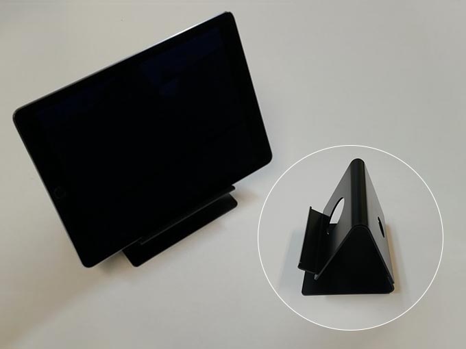 iPadスタンド(鈑金タイプ)
