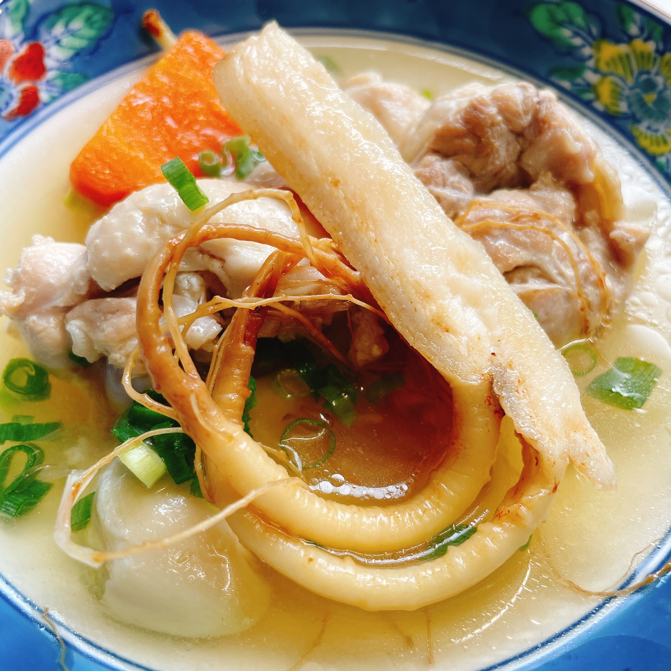 「冷えやすい体」になる前に。基礎体温を上げる冬仕度