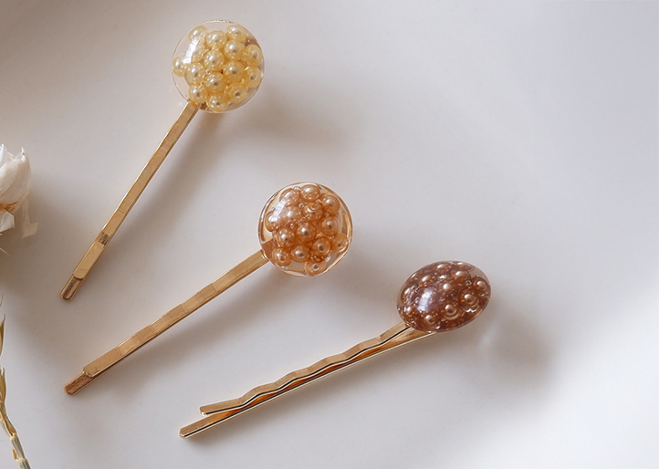 今日はどんなまとめ髪にする？アレンジを広げる髪留めコレクション