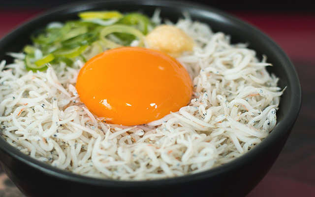 釜あげしらす丼