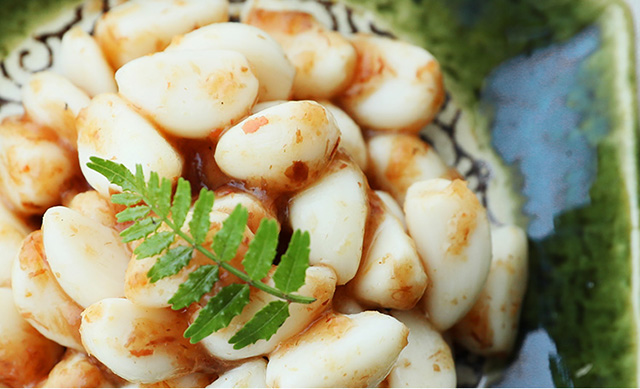 風味ゆたかな梅にんにく