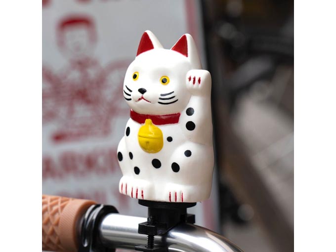 女性へのちょっとしたプレゼントでおすすめの招き猫の形の自転車ホーン