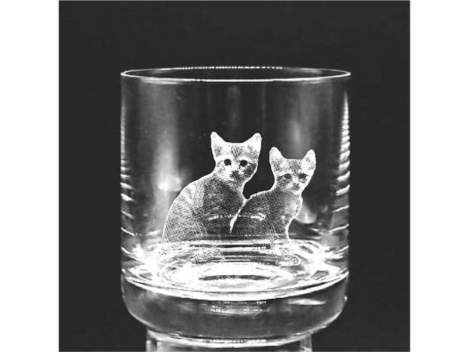 写真の刻印ができるクリスタルロックグラス