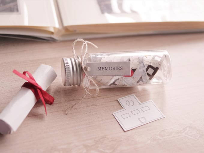 アイデア２. 10年後の新聞とタイムカプセル