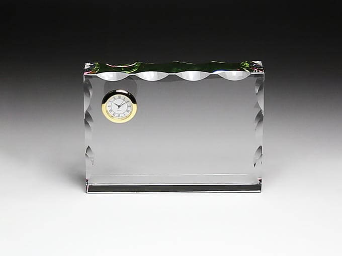 同窓会で贈る先生へのプレゼントでおすすめの名入れできる時計