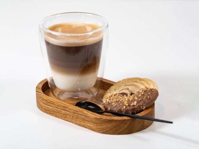 同窓会で贈る先生へのプレゼントでおすすめのオーク材のトレイ