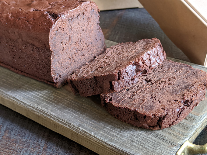 予算3000円の男女兼用プレゼントでおすすめの生チョコパウンドケーキ