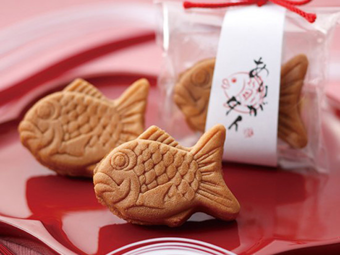 珍しい和菓子でおすすめのたい焼きのようなフォルムのまんじゅう