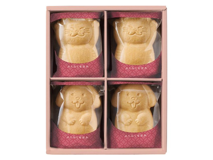 珍しい和菓子でおすすめのびわを使用したあんを挟んだどら焼き