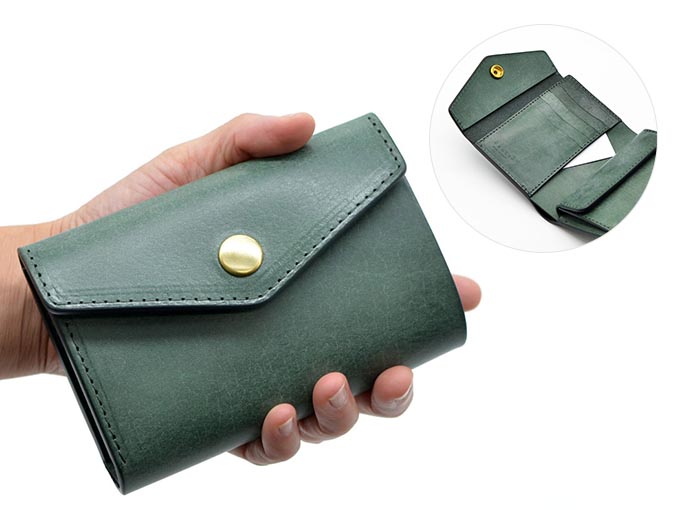 ホック付きミドル財布
