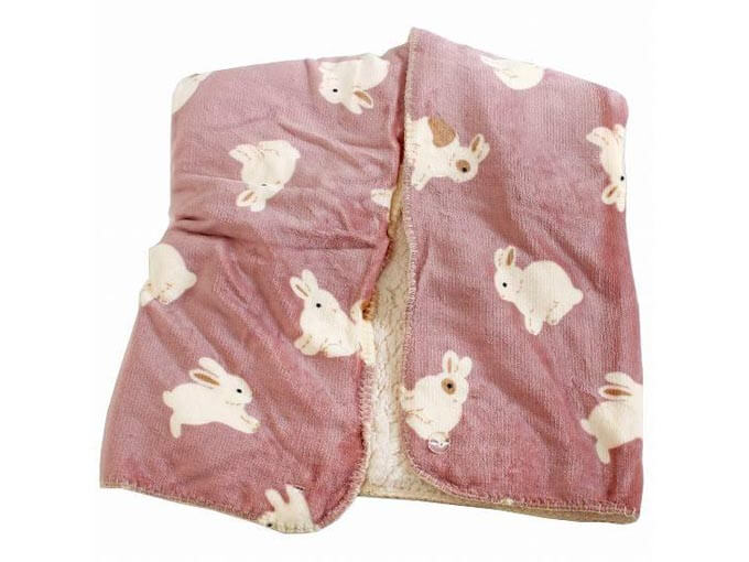 女性の入院患者へのお見舞いでおすすめの3wayブランケット