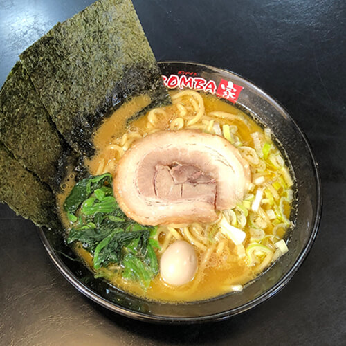 具材たっぷり！冬は自宅で熱〜いラーメンを