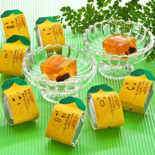 種や葉まで！びわを丸ごと使った絶品ゼリー