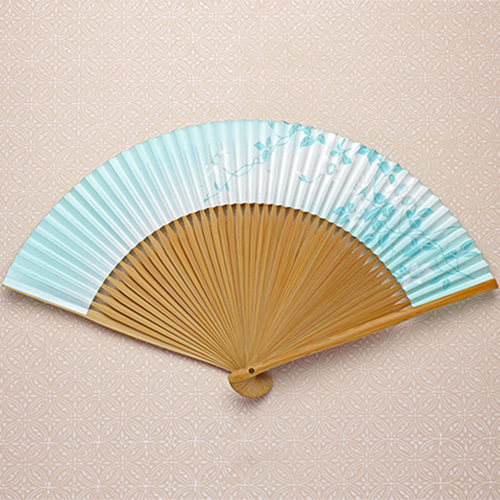 夏の風物詩！爽やかな色・柄が涼しげな京扇子