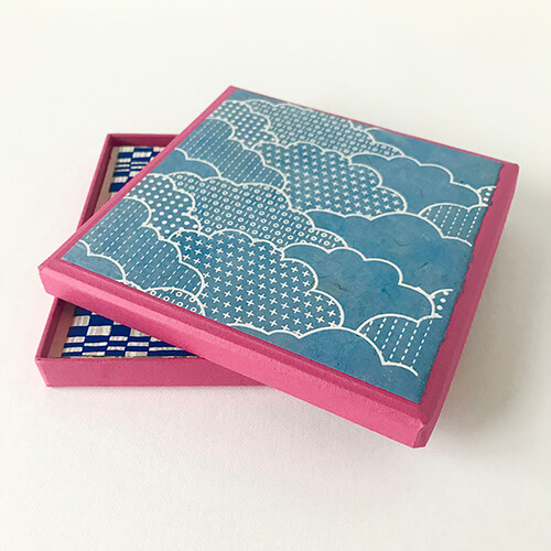 柄はお楽しみ！大人も虜になるハガミ詰め合わせBOX