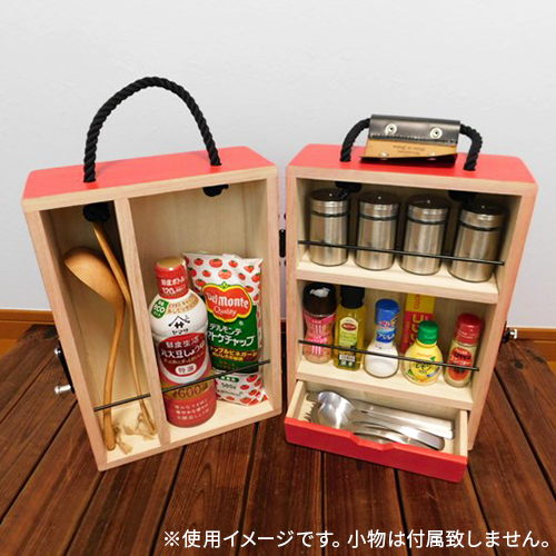 一味違うキャンプ飯に変身！木製スパイスボックス