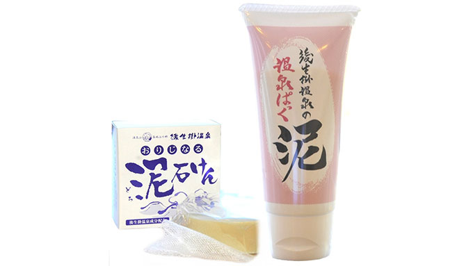 毛穴汚れをすっきりオフ！　泥石けんとパックのセット