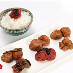 「美味しい」に出会える！高級梅干し食べ比べセットの画像