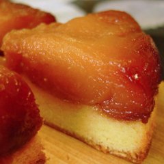 甘くて香ばしい！焼きりんごの絶品ケーキの画像