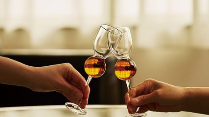 【高く澄み切った乾杯音】石英ガラスを使った乾杯グラスリカーセット の画像