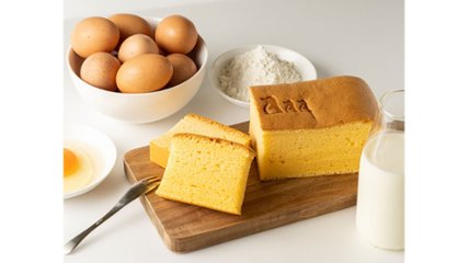 ふわふわでしゅわしゅわ。地元産の材料にこだわったスフレのような食感“カステラ1本（お徳用）”の画像