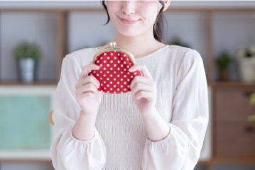 ボーナス支給者の72.5％が「買い物時の価格を慎重に見る」。貯金を増やす理由は「物価高への備え」76.9％が最多にの画像