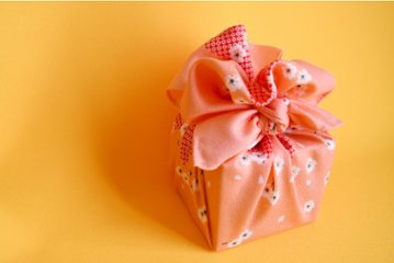【ギフト受け手の行動を調査】プレゼントや手土産を受け取った75.4％が商品を検索・購入へ。29.2％は同じ商品を自分用に購入の画像