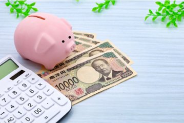 「今後さらに値上げされる」71.0％。値上げへの警戒感で「早めに購入」44.5％、「まとめ買い」38.0％の画像
