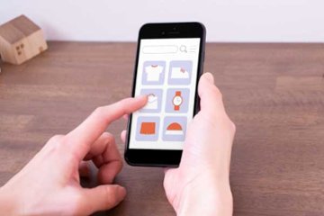 レビューだけでは不安は消えない 通販利用者の約9割が公式サイトで裏取りの画像