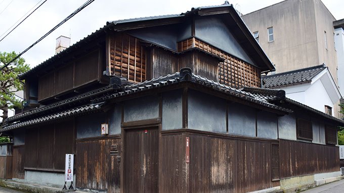鏡花忌