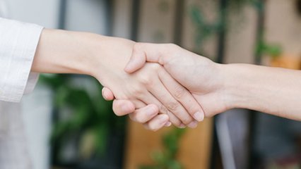 ライバルが手を結ぶ日 の画像