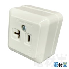 WK1821 15A/20A兼用角型コンセント Panasonicの画像