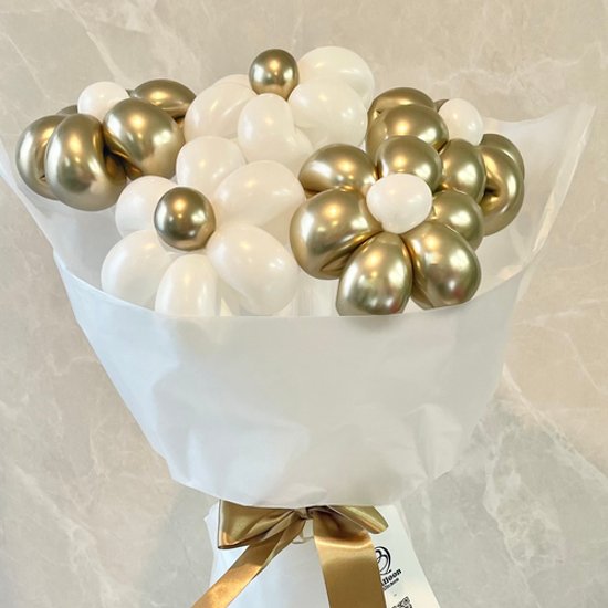 white×gold balloon bouquet画像