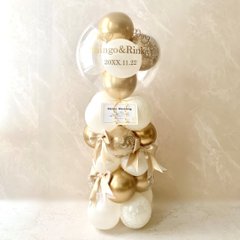 リボンとツートンで高級感溢れるバルーンスタンディングの画像