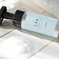 【リッチケアシリーズ】　アウトバス＆根元からふんわり「LEA フォームトリートメント　120ml」の画像