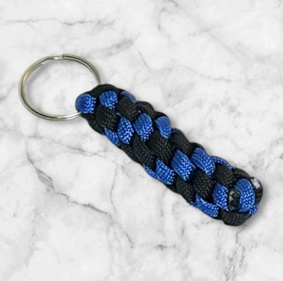 パラコード キーホルダー ブルー ブラック 編み込み ハンドメイド キーリング アウトドア メンズ レディース おしゃれ かっこいい バッグアクセサリー リュック キーケース プレゼント ギフト画像