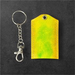 本革 お守りカバー お守り袋 日本製 ハンドメイド お守り入れ レザー キーホルダー 合格祈願 交通安全 厄除け 紛失防止 小物ケース イエロー グリーン グラデーション サイズMの画像