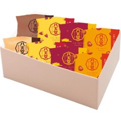 2025年お歳暮特別企画 八天堂　冬のくりーむパン５種８個詰合せ【全国送料無料】の画像