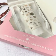 犬猫と一緒に暮らす人のためのハンドクリームギフト 04画像