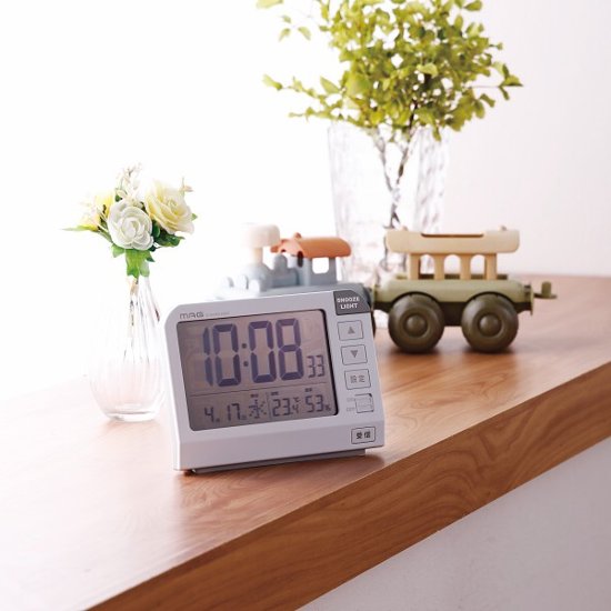 ＭＡＧ　電波時計ホーネット ホワイト T-767WH-Z画像